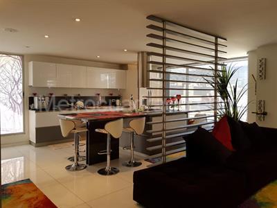 Apartamento de 3 alcobas en venta en Chico Navarra, Bogotá, 330 m² · foto 10 de 20