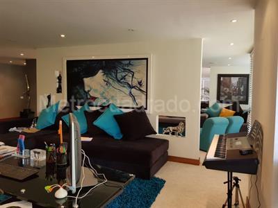 Apartamento de 3 alcobas en venta en Chico Navarra, Bogotá, 330 m² · foto 2 de 20