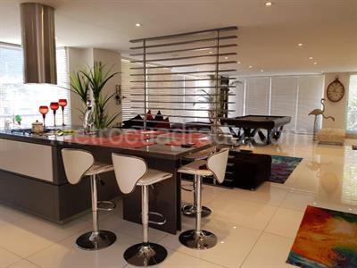 Apartamento de 3 alcobas en venta en Chico Navarra, Bogotá, 330 m² · foto 4 de 20