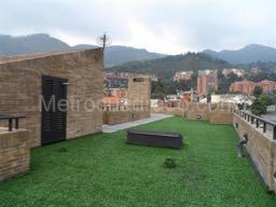 Casa de 4 alcobas en venta en Santa Barbara Alta, Bogotá, 746 m² · foto 5 de 16