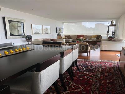 Apartamento de 3 alcobas en venta en El Refugio, Bogotá, 189 m² · foto 4 de 9