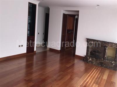 Apartamento de 3 alcobas en venta en La Carolina, Bogotá, 153 m² · foto 9 de 14