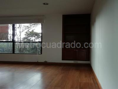 Apartamento de 3 alcobas en venta en La Carolina, Bogotá, 153 m² · foto 5 de 14