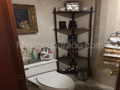 Apartamento de 4 alcobas en venta en La Cabrera, Bogotá, 330 m² · foto 5 de 16