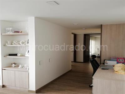 Apartamento de 3 alcobas en venta en Salitre Reservado, Bogotá, 67 m² · foto 5 de 17