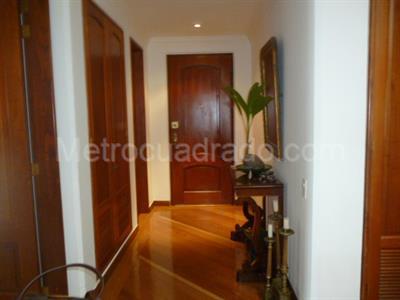 Apartamento de 3 alcobas en venta en Bosque Medina, Bogotá, 386 m² · foto 2 de 18