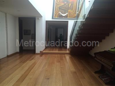Apartamento de 3 alcobas en venta en Chico Reservado, Bogotá, 326 m² · foto 8 de 20