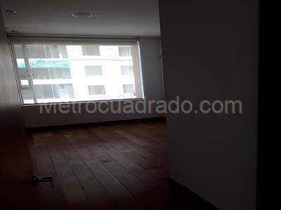 Apartamento de 3 alcobas en venta en Chico Reservado, Bogotá, 208 m² · foto 8 de 17