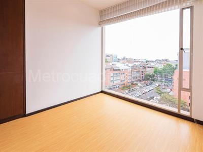 Apartamento de 3 alcobas en venta en Chico Reservado, Bogotá, 245 m² · foto 12 de 17