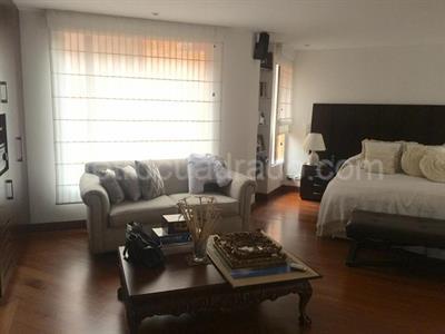 Apartamento en venta en La Carolina, Bogotá · foto 3 de 19