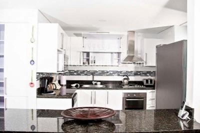 Apartamento de 3 alcobas en venta en Santa Paula, Bogotá, 130 m² · foto 8 de 20