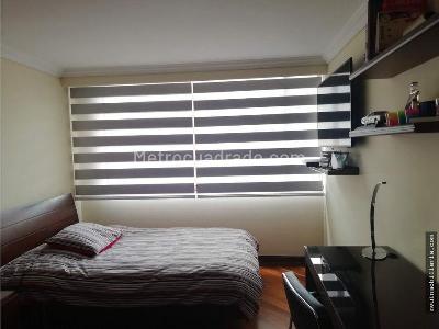 Apartamento de 3 alcobas en venta en Calleja Alta, Bogotá, 248 m² · foto 7 de 9