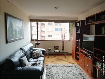 Apartamento de 3 alcobas en venta en Calleja Alta, Bogotá, 248 m² · foto 8 de 9