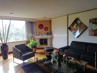 Apartamento de 3 alcobas en venta en Calleja Alta, Bogotá, 248 m² · foto 5 de 9