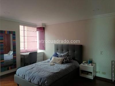 Apartamento de 3 alcobas en venta en Calleja Alta, Bogotá, 248 m² · foto 9 de 9