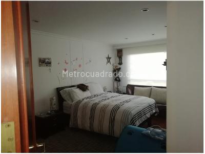 Apartamento en venta en Santa Barbara, Bogotá · foto 9 de 13