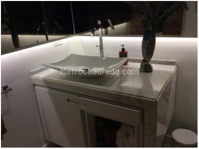 Apartamento de 2 alcobas en venta en Chico, Bogotá, 160 m² · foto 16 de 19