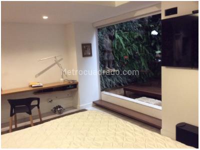Apartamento de 2 alcobas en venta en Chico, Bogotá, 160 m² · foto 2 de 19