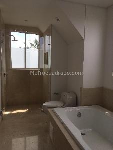 Casa de 5 alcobas en venta en Chia, Chía, 390 m² · foto 5 de 19