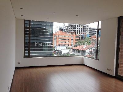 Apartamento de 2 alcobas en venta en Chico Norte, Bogotá, 124 m² · foto 12 de 12