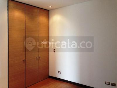 Apartamento de 2 alcobas en venta en Chico Norte, Bogotá, 124 m² · foto 6 de 12