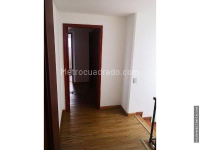 Apartamento de 4 alcobas en venta en Chico Navarra, Bogotá, 198 m² · foto 16 de 16