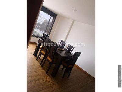 Apartamento de 4 alcobas en venta en Chico Navarra, Bogotá, 198 m² · foto 5 de 16
