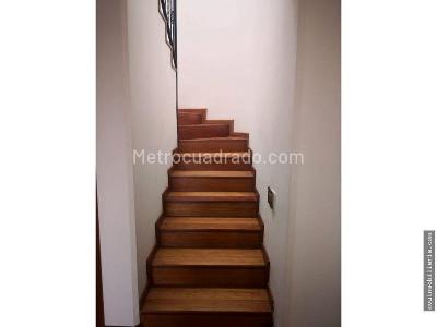 Apartamento de 4 alcobas en venta en Chico Navarra, Bogotá, 198 m² · foto 7 de 16