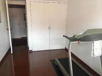 Casa de 3 alcobas en venta en Niza, Bogotá, 223 m² · foto 15 de 17