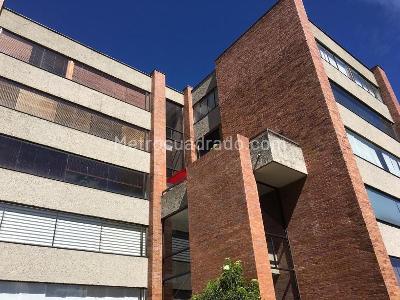 Apartamento en venta en Gratamira, Bogotá · foto 13 de 18