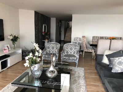 Apartamento de 3 alcobas en venta en Altos De Cabrera, Bogotá, 159 m² · foto 11 de 18