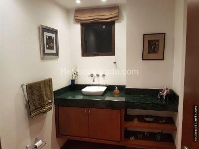 Apartamento de 5 alcobas en venta en Santa Paula, Bogotá, 238 m² · foto 4 de 8
