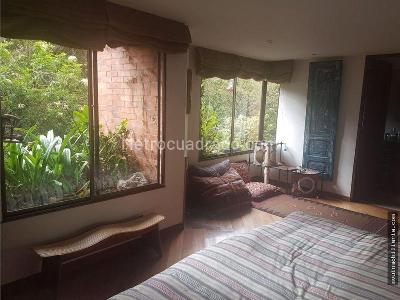 Apartamento de 5 alcobas en venta en Santa Paula, Bogotá, 238 m² · foto 5 de 8