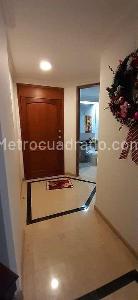 Apartamento de 2 alcobas en venta en Cedritos, Bogotá, 102 m² · foto 2 de 15