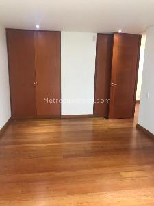 Apartamento en arriendo en Chico Reservado, Bogotá · foto 10 de 19