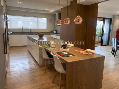 Apartamento de 4 alcobas en venta en La Cabrera, Bogotá, 400 m² · foto 3 de 20