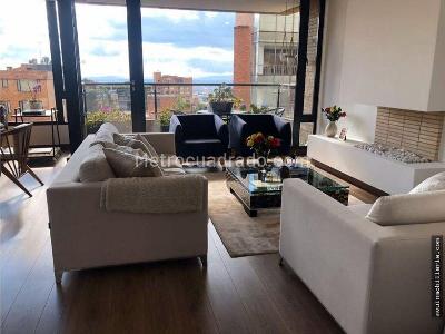 Apartamento de 3 alcobas en venta en Los Rosales, Bogotá, 175 m² · foto 4 de 11