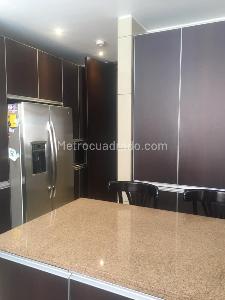 Apartamento en venta en Chicó, Bogotá · foto 3 de 7