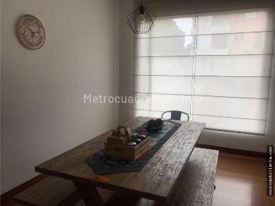 Apartamento de 3 alcobas en venta en Chico, Bogotá, 179 m² · foto 6 de 9