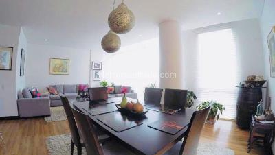 Apartamento de 3 alcobas en venta en Santa Bibiana, Bogotá, 133 m² · foto 2 de 12
