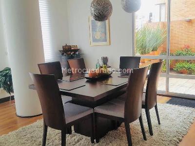 Apartamento de 3 alcobas en venta en Santa Bibiana, Bogotá, 133 m² · foto 3 de 12