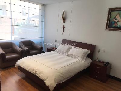 Apartamento de 3 alcobas en venta en Santa Bibiana, Bogotá, 133 m² · foto 9 de 12