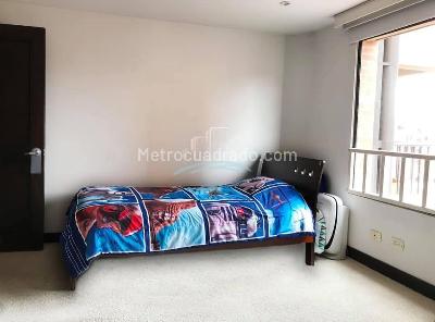 Apartamento en venta en La Carolina, Bogotá · foto 2 de 7