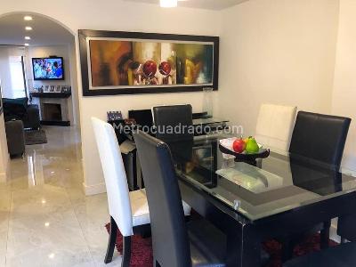 Casa en venta en Cedritos, Bogotá · foto 2 de 15