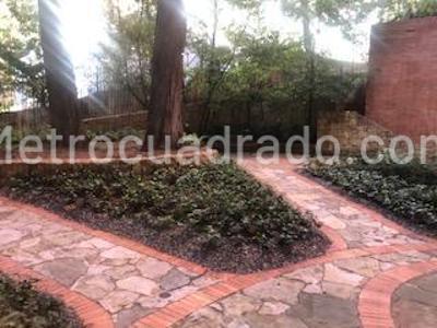 Apartamento de 3 alcobas en venta en Bosques De Medina, Bogotá, 230 m² · foto 4 de 14