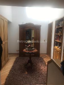 Apartamento de 4 alcobas en venta en El Nogal, Bogotá, 254 m² · foto 11 de 13