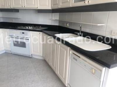 Apartamento de 5 alcobas en venta en Bosques De Medina, Bogotá, 360 m² · foto 3 de 18