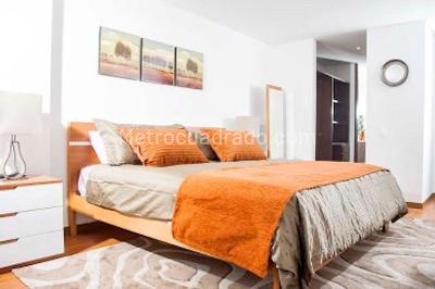 Apartamento de 3 alcobas en venta en Santa Paula, Bogotá, 130 m² · foto 10 de 18