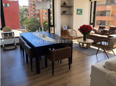 Apartamento de 3 alcobas en venta en Los Rosales, Bogotá, 175 m² · foto 3 de 10