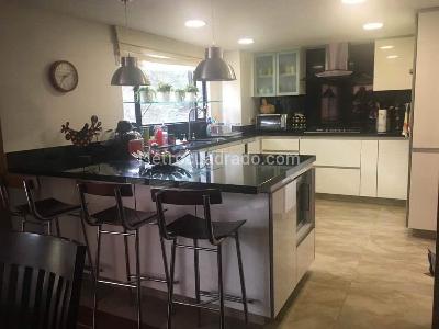 Apartamento en venta en Santa Barbara Occidental, Bogotá · foto 3 de 15